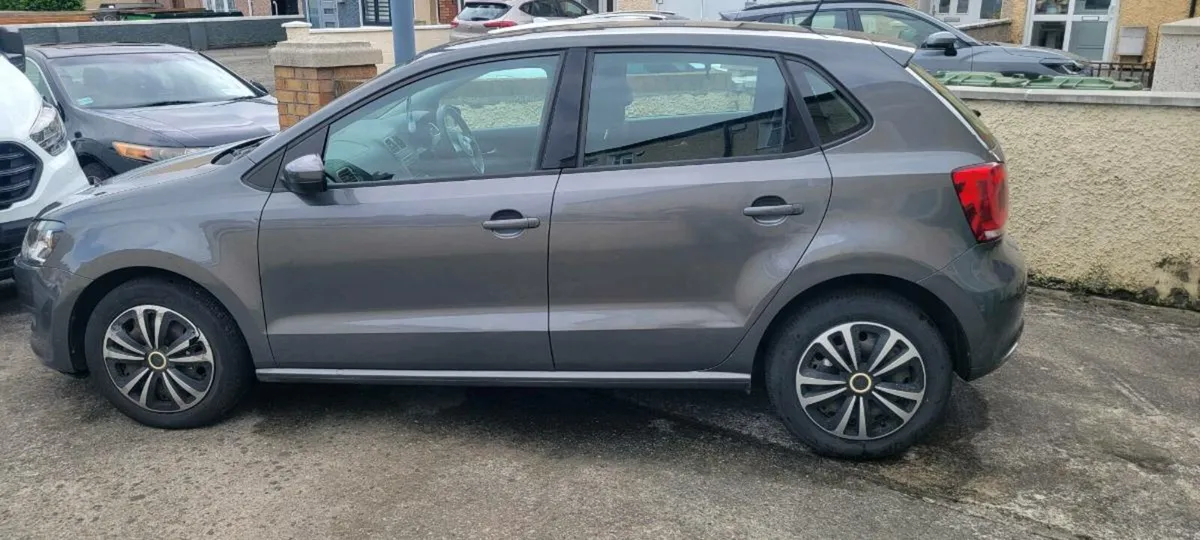 Car - Image 1