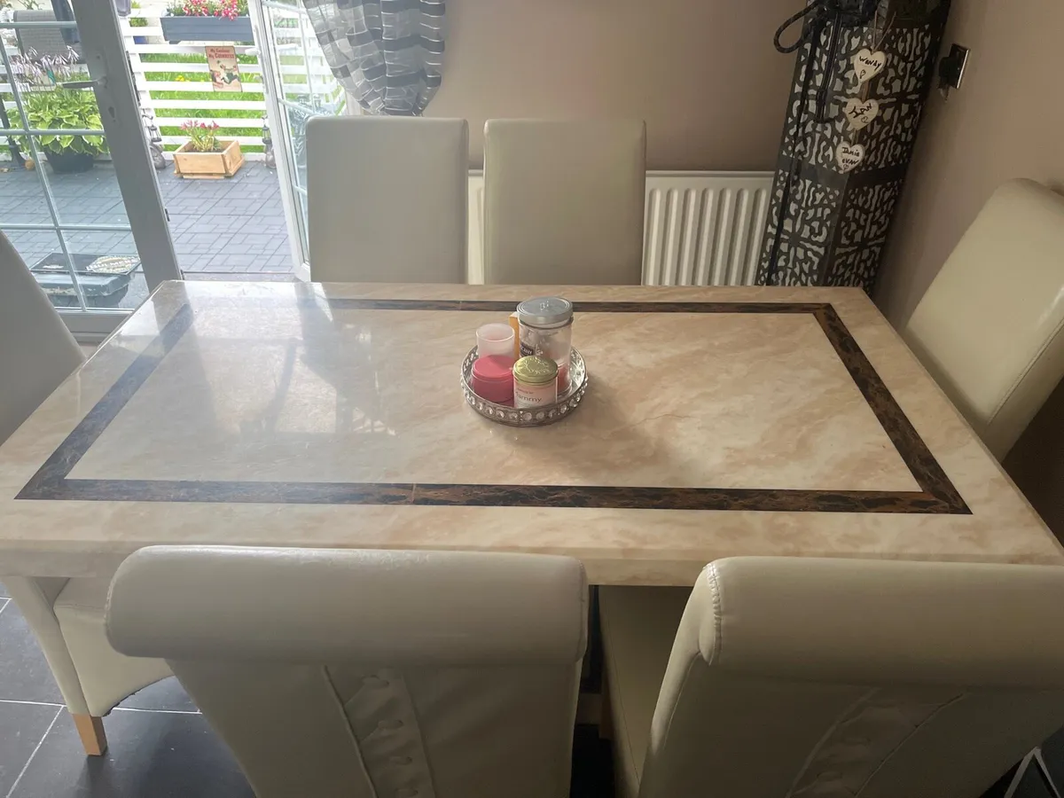 Kitchen table - Image 4