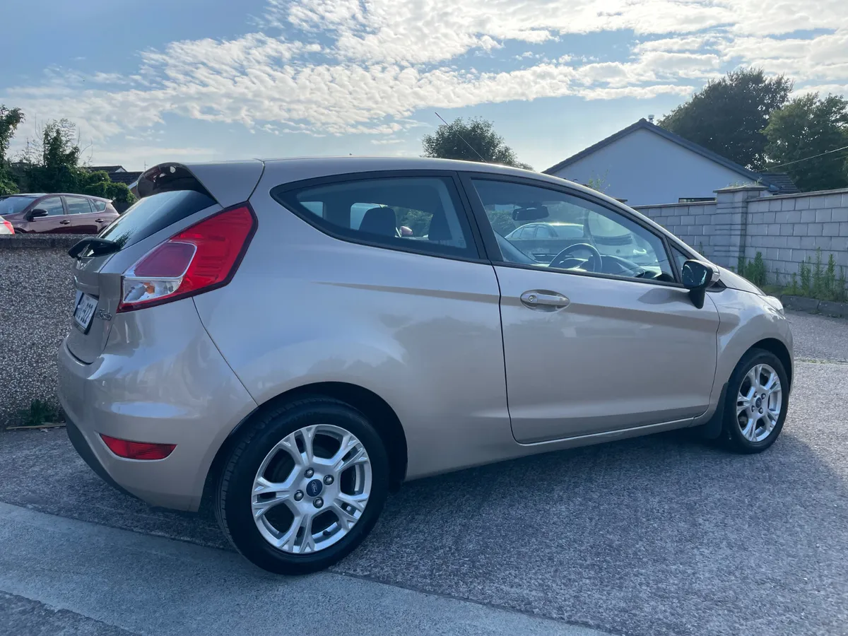 Ford Fiesta Automatic - Image 4