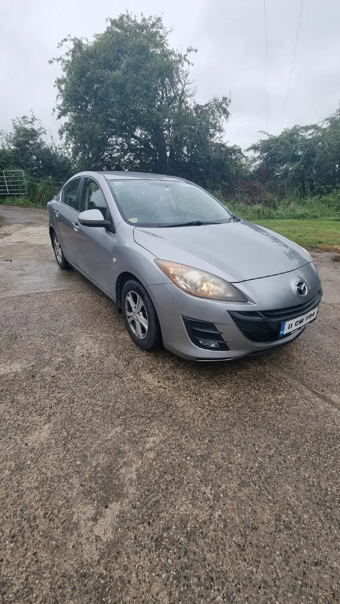 Mazda 3 2011 - Image 1