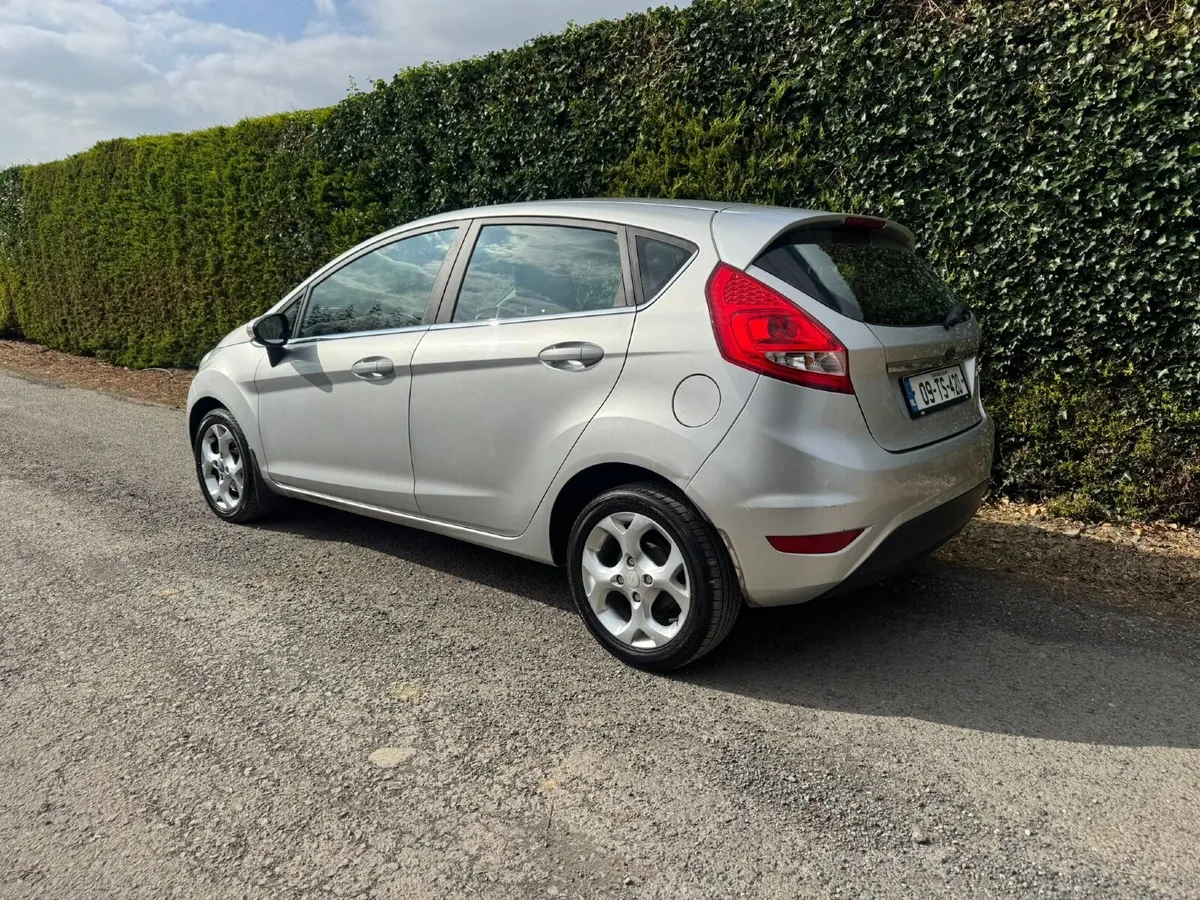 2009 Ford Fiesta 1.25 *ONLY 54K MILES* *NCT TAX* - Image 4