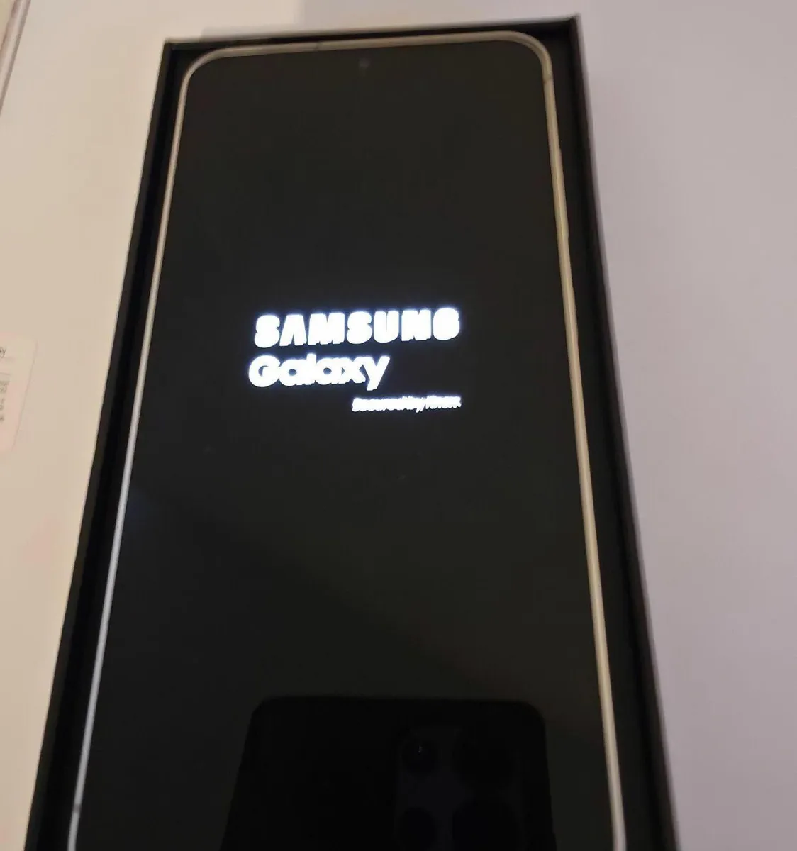 Samsung S24 - Image 4