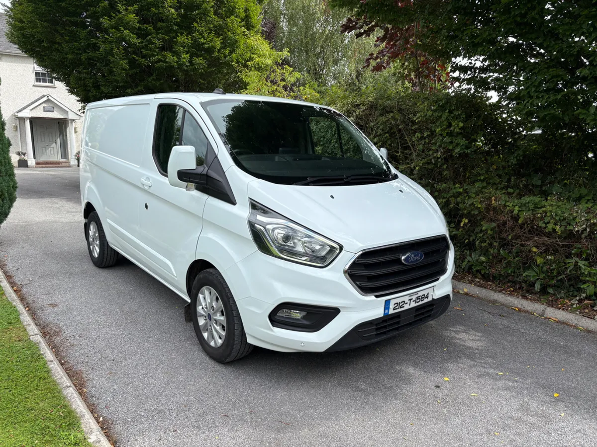 FORD TRANSIT CUSTOM LIMITED (finance available) - Image 1