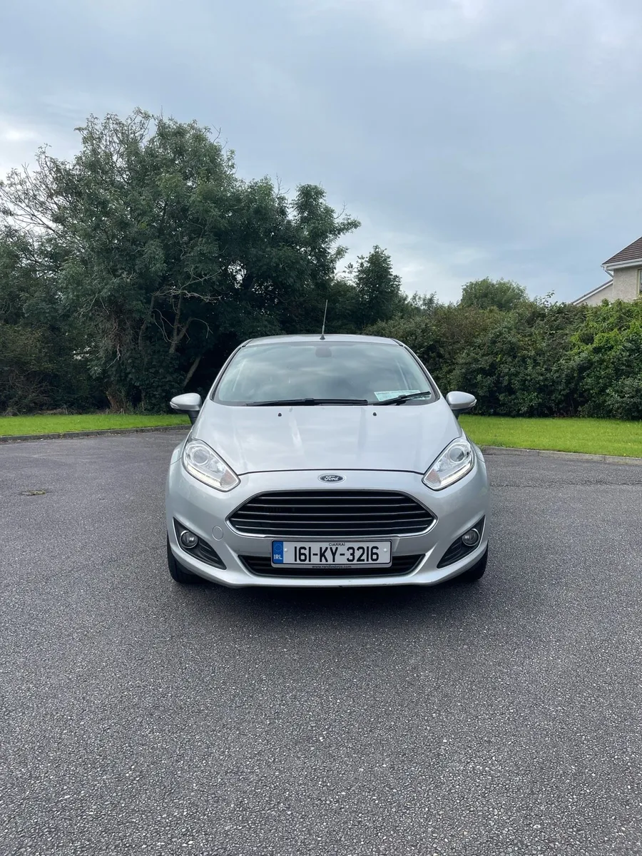 Ford Fiesta 2016 1.5D TITANIUM - Image 2
