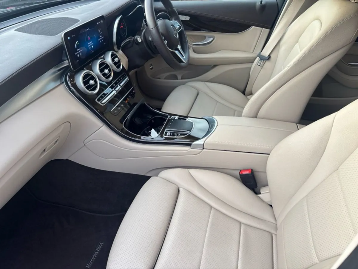 Mercedes-Benz GLC-Class 300 DE AMG 4matic 5DR Auto - Image 3