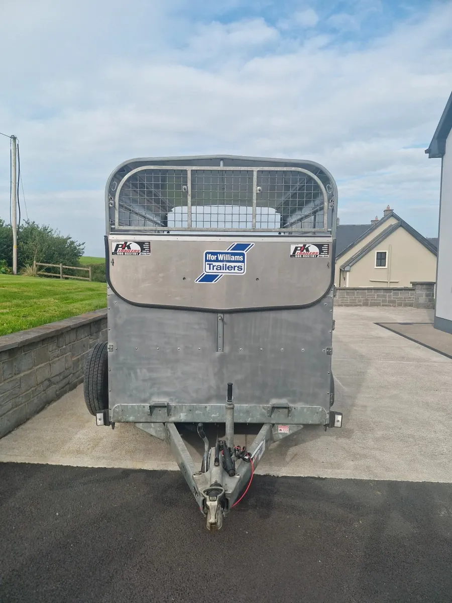 Cattle trailer - Image 1