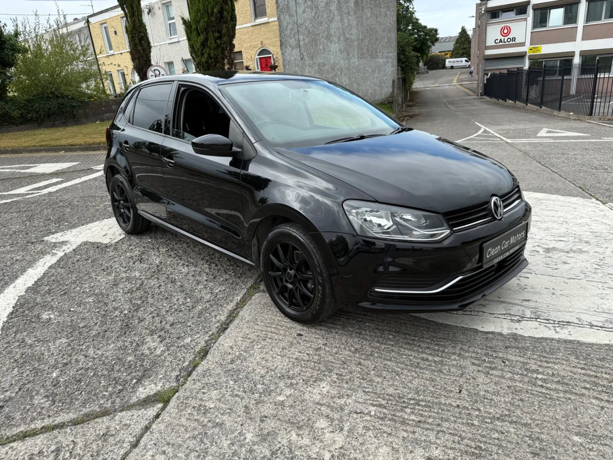 Volkswagen polo 2014 Auto - Image 2