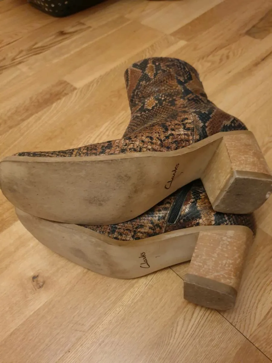 Boots - Image 3
