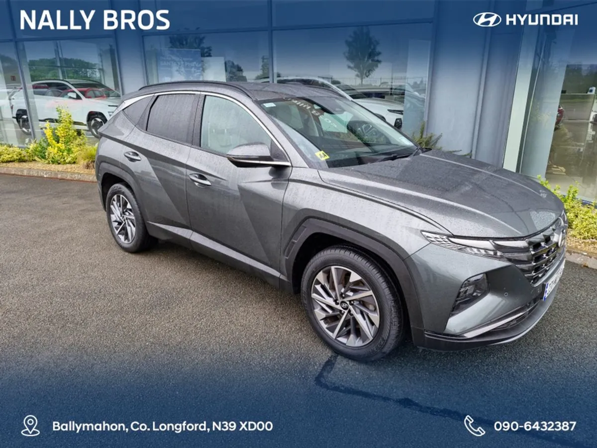 Hyundai Tucson Ix35 Executive Plus 5DR - Image 1
