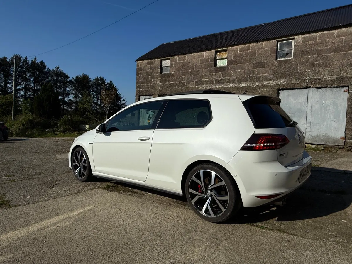 VW Golf GTD - Image 2