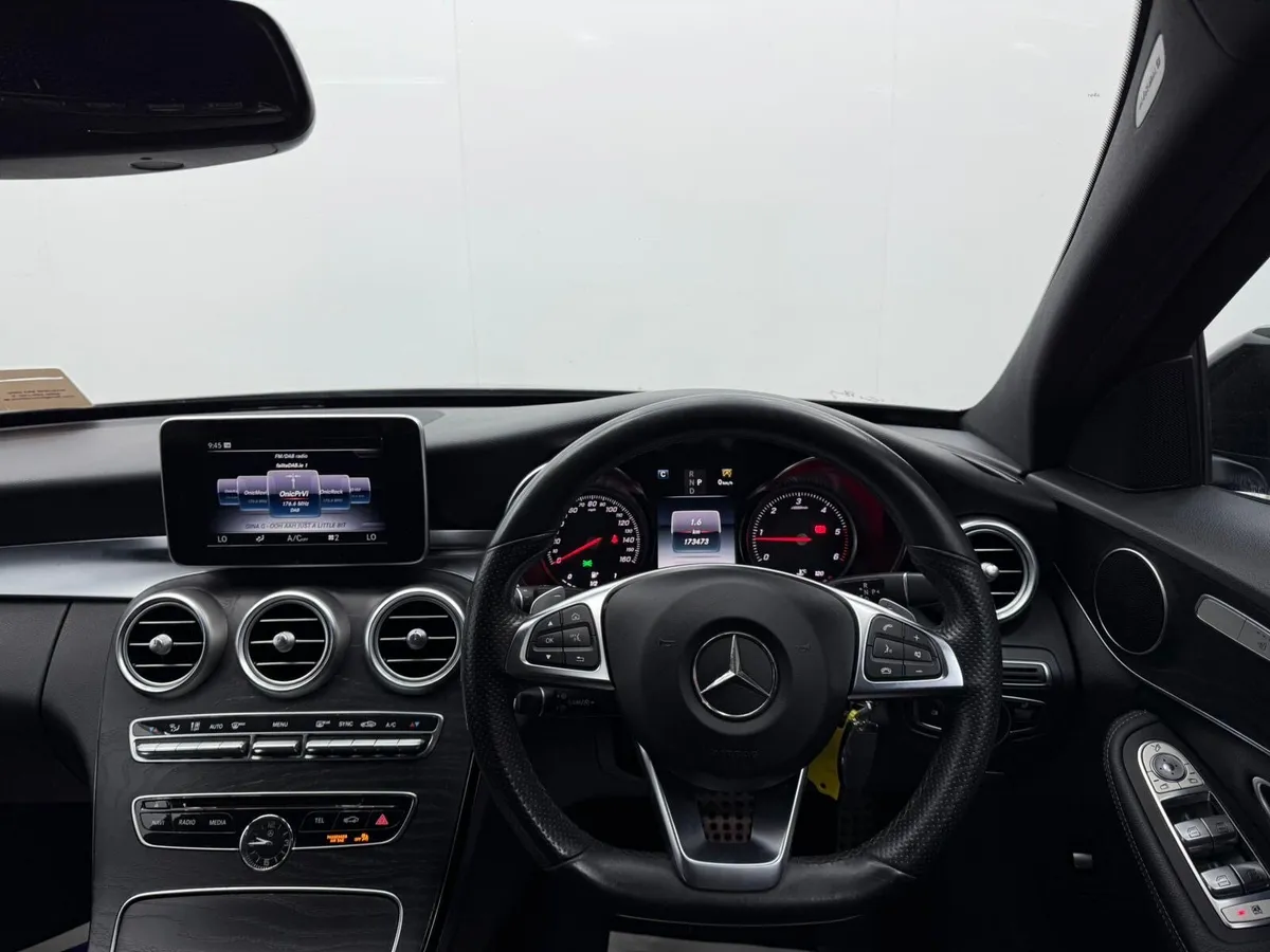 Merc c220d - Image 3