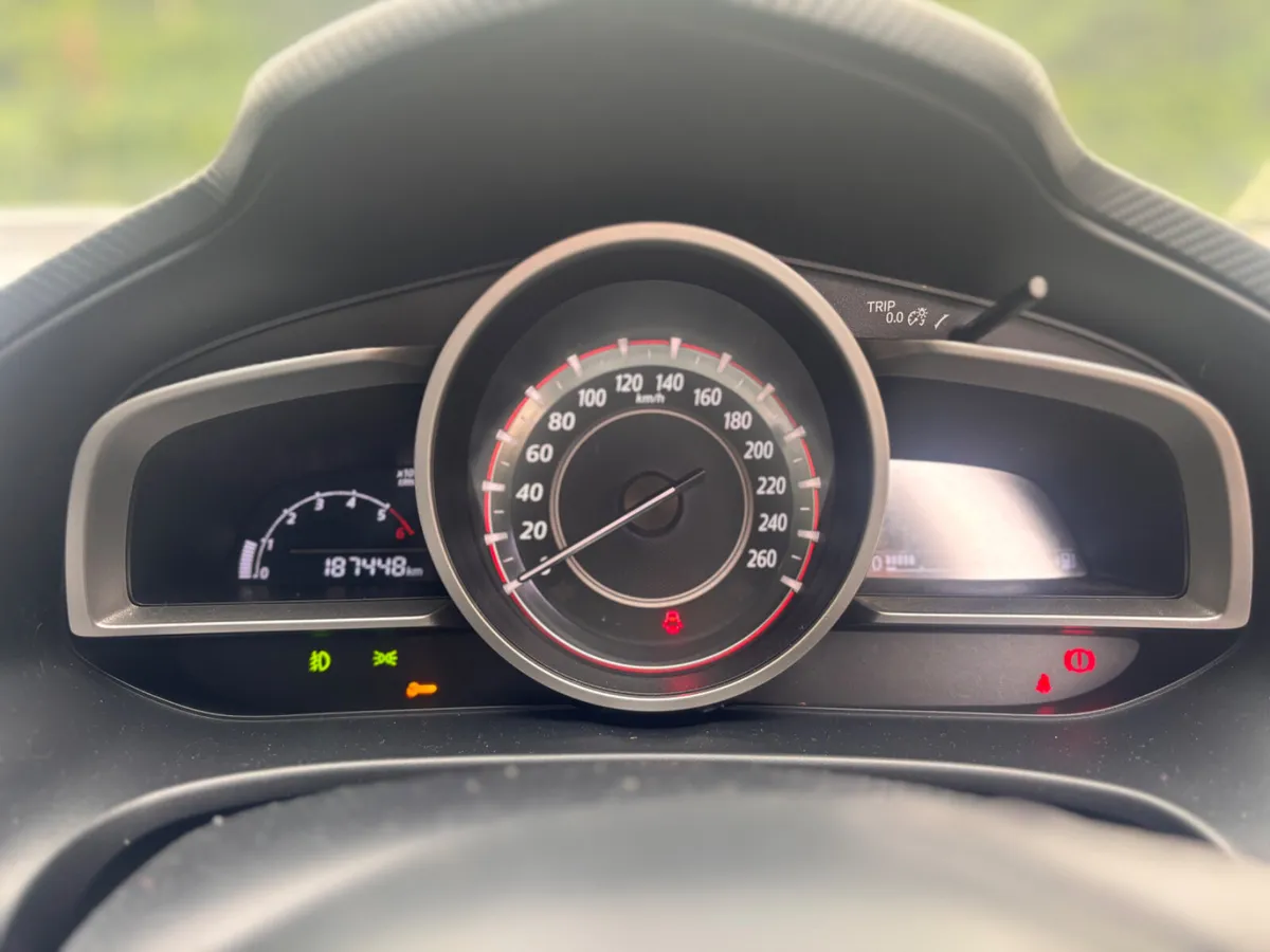 2016 MAZDA 3 1.5 DIESEL EXECUTIVE NEW NCT - Image 4