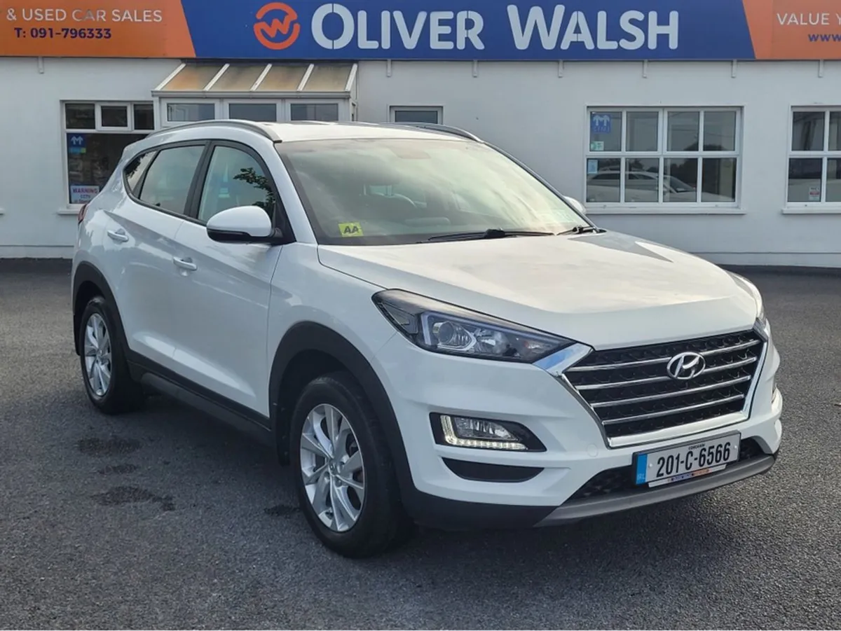 Hyundai Tucson Ix35 Executive 1.6 5DR Diesel - Image 1