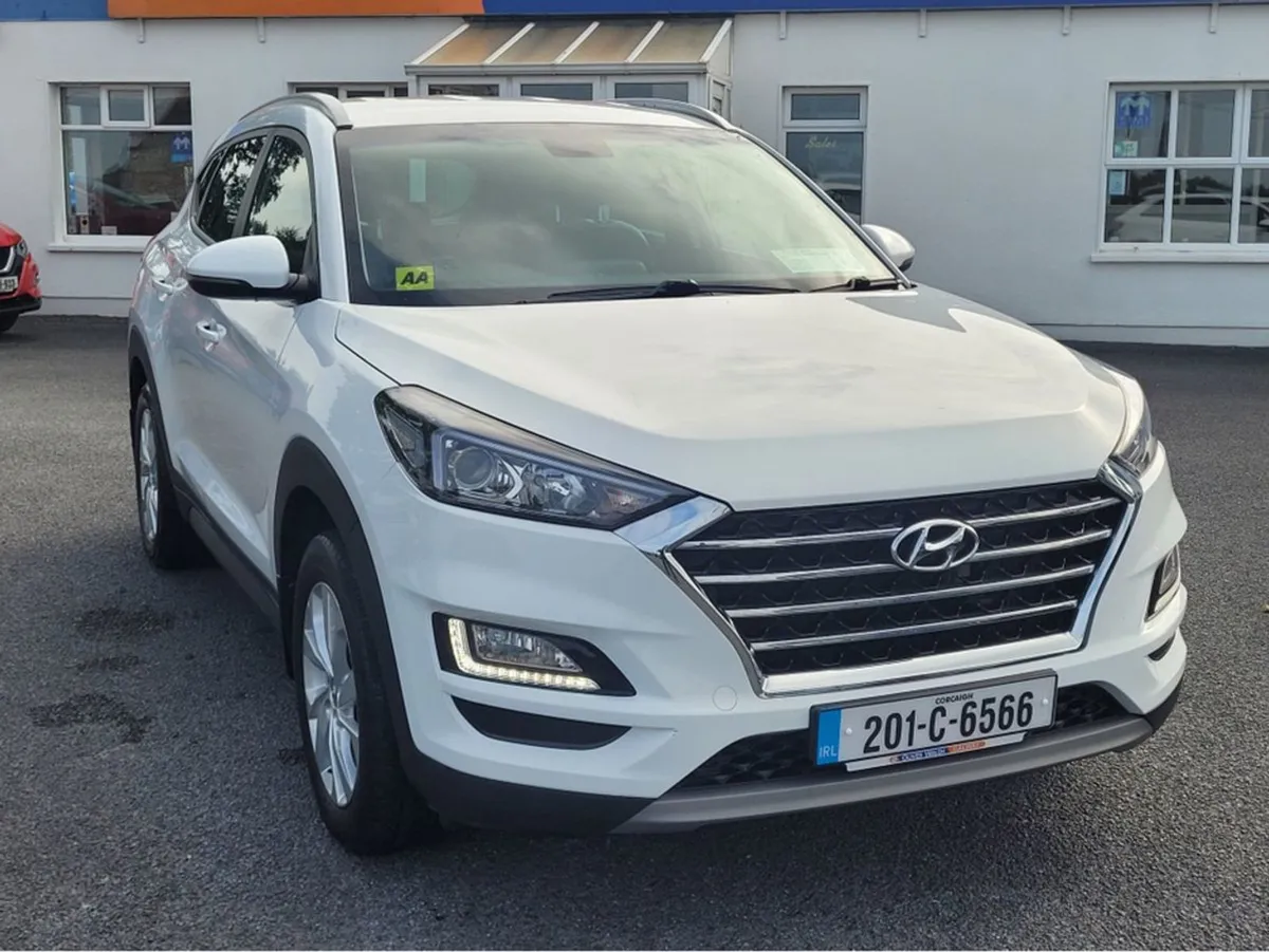 Hyundai Tucson Ix35 Executive 1.6 5DR Diesel - Image 2