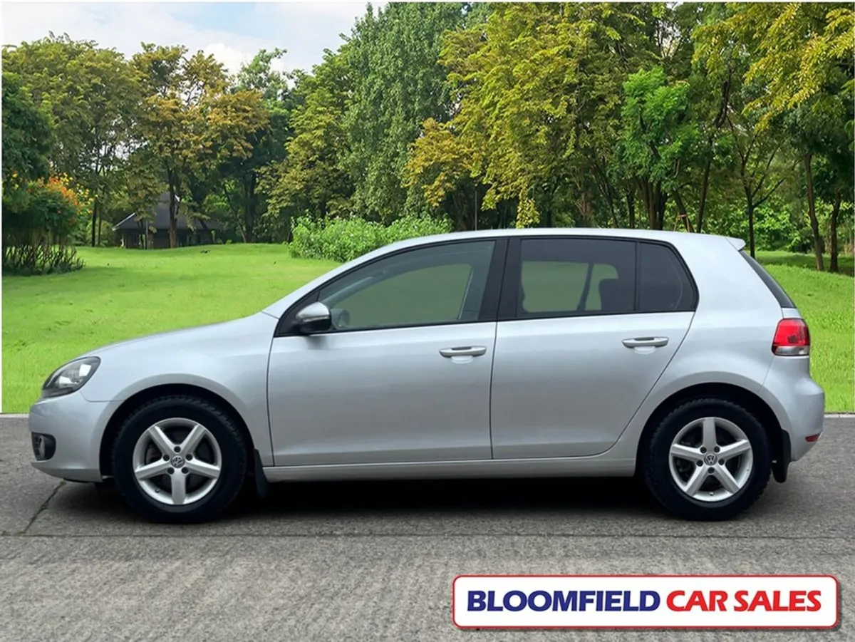 Volkswagen Golf 1.2 Petrol  Automatic // Immacula - Image 4
