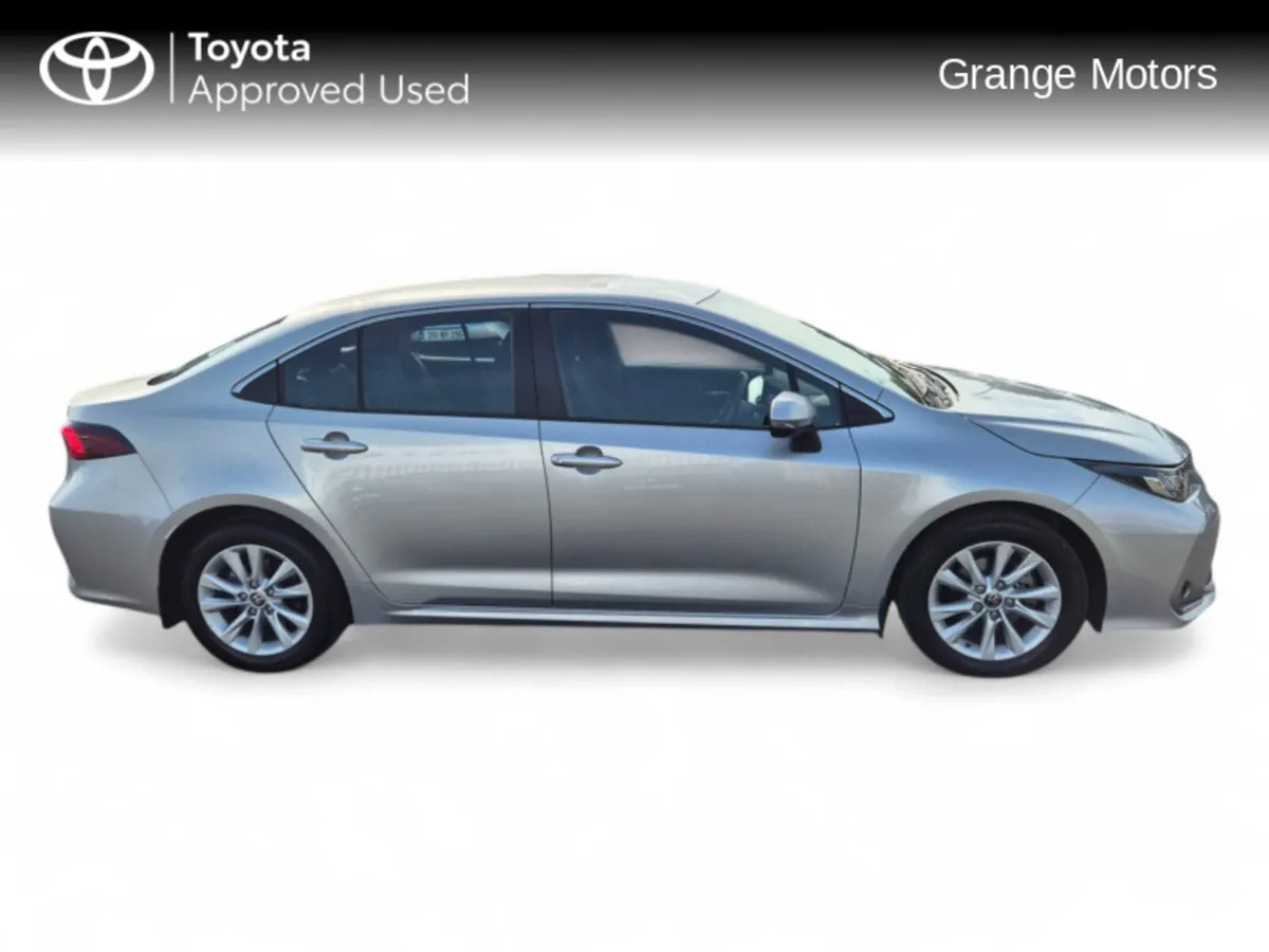 Toyota Corolla 1.8 HYBRID LUNA SALOON - Image 4