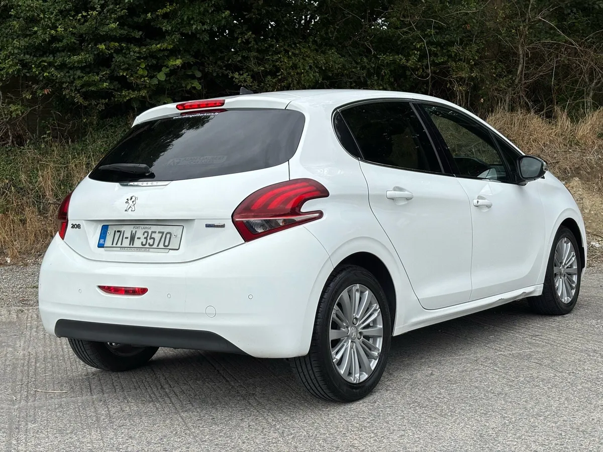 Peugeot 208 Allure 1.2 07/27 NCT LOW MILEAGE - Image 3