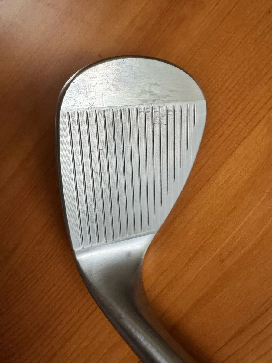 Titleist SM10 58 Degree Vokey Wedge - Image 2