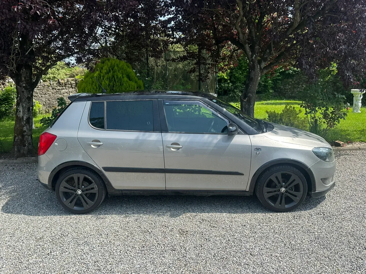 Škoda Fabia Monte Carlo - Image 3