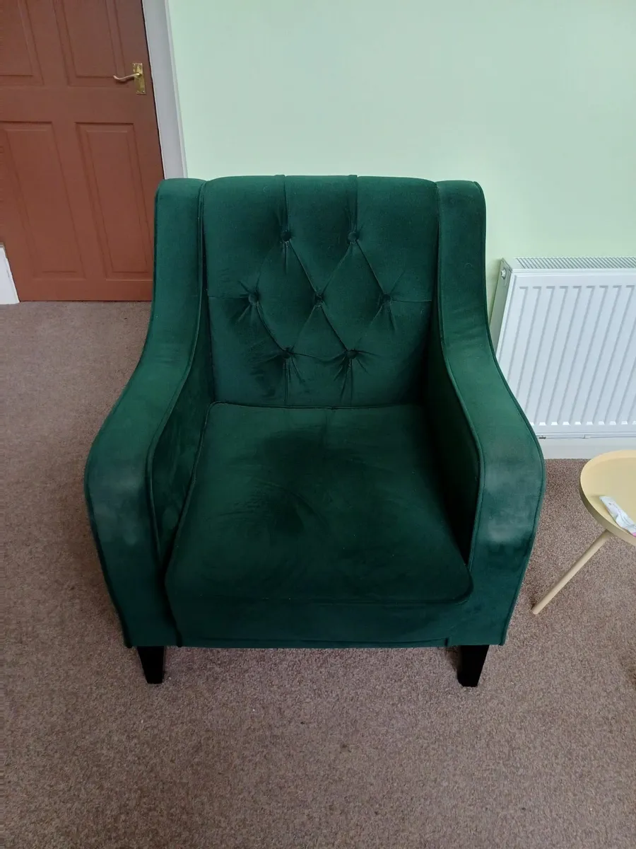 Green armchair - Image 1