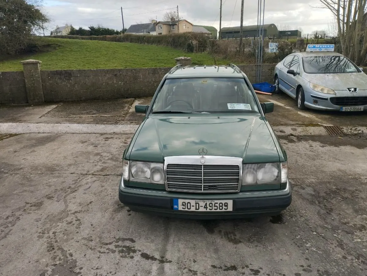 Mercedes 200 TE - Image 2