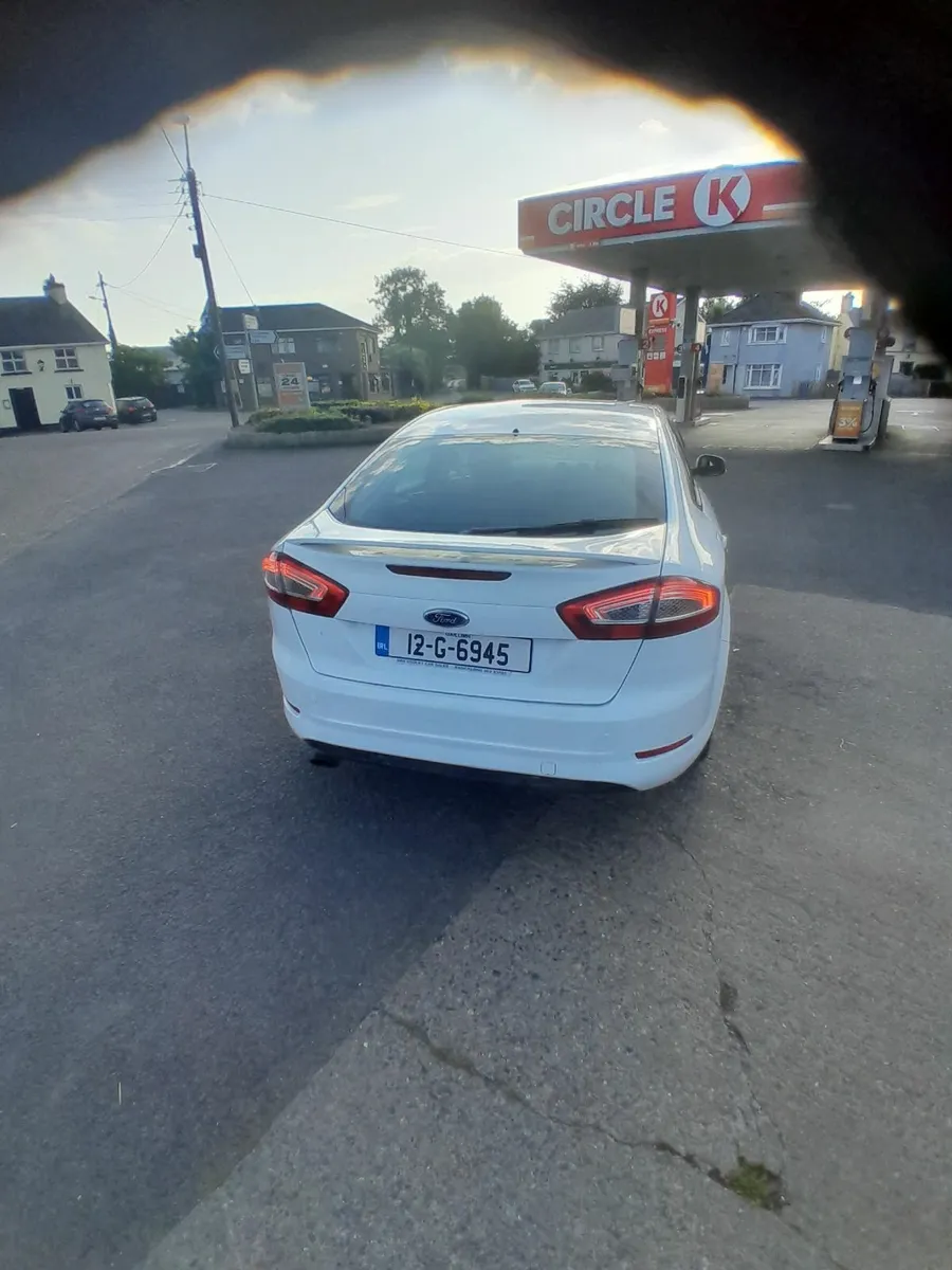 Ford Mondeo 2012 - Image 2