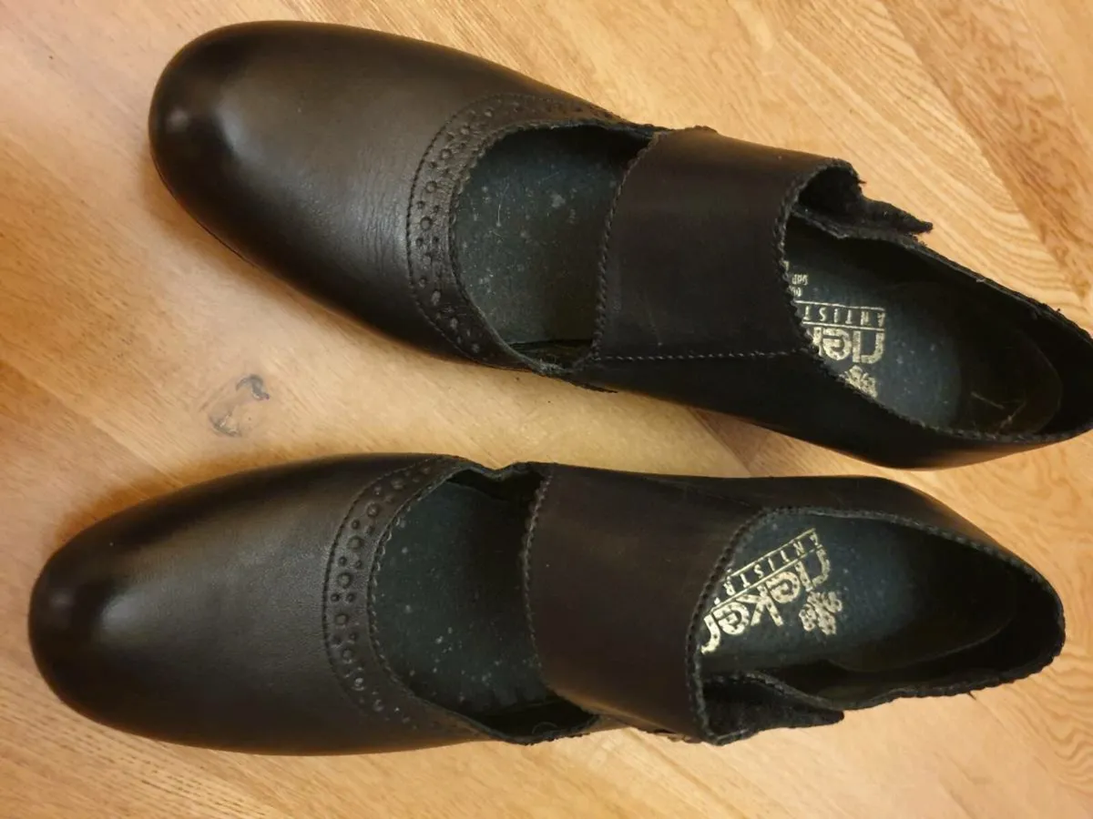 Shoes - Image 2