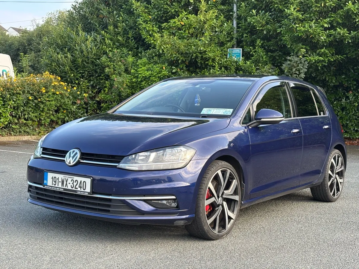 2019 Volkswagen Golf - Image 3