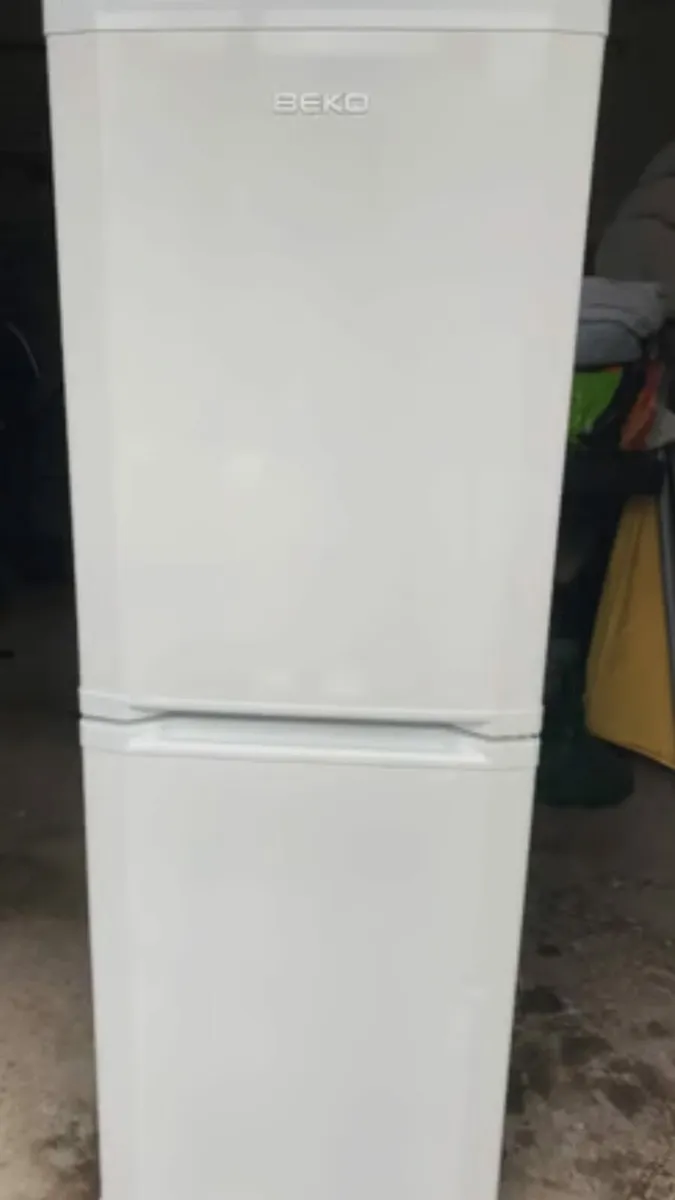 fridge freezer - Image 1