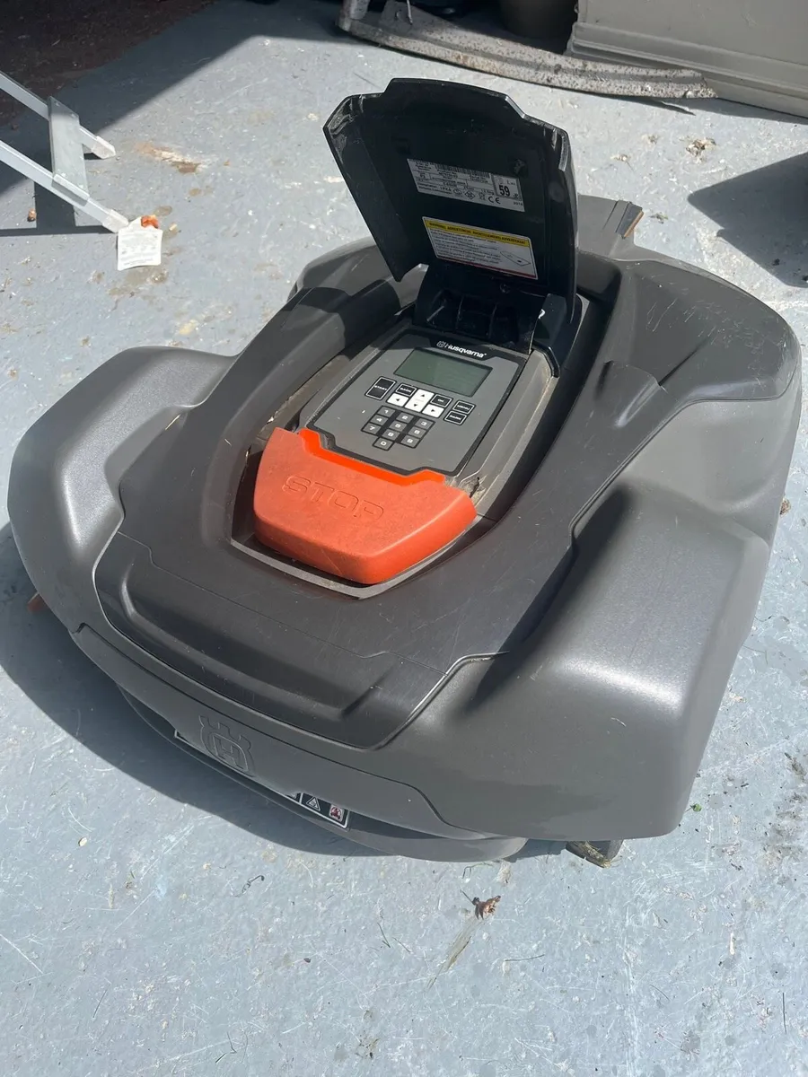 Robot Lawn Mower - Husqvarna Automower 450X - Image 2