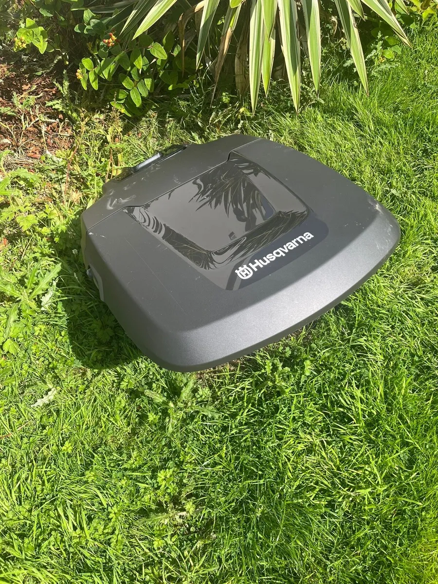 Robot Lawn Mower - Husqvarna Automower 450X - Image 3