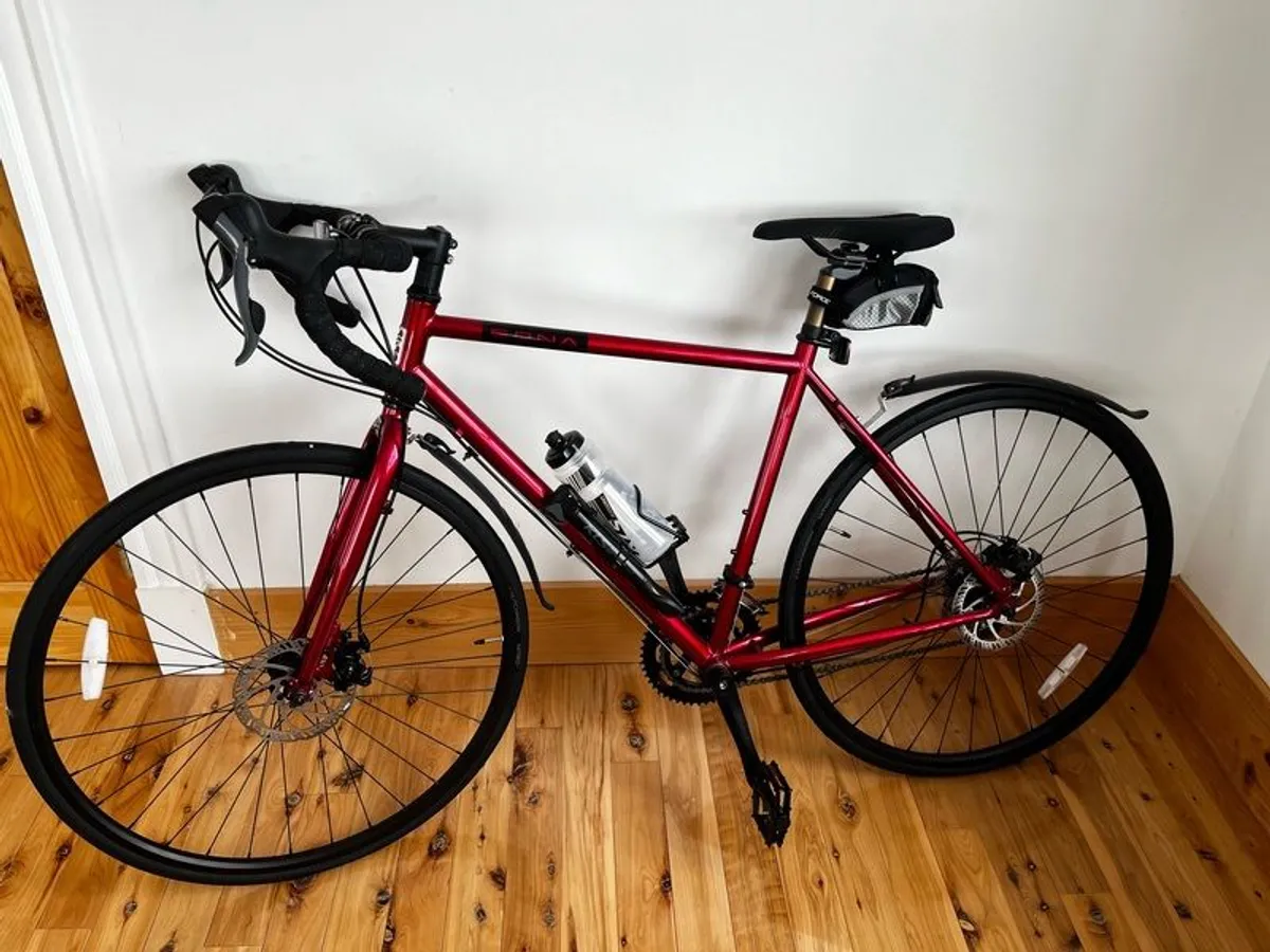 Sona Strada 2.0 Road Bike 475 euros Medium Frame