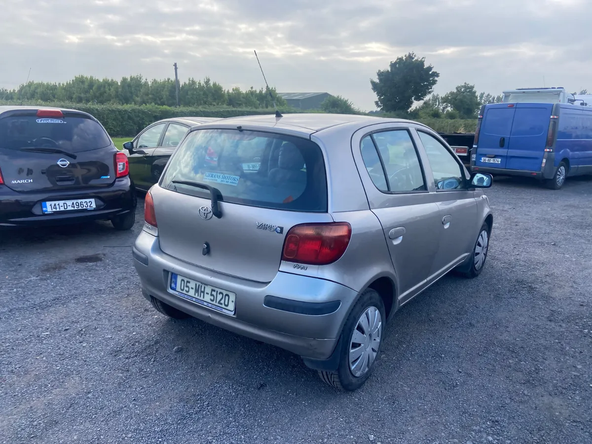 Toyota Yaris 2005 - Image 4