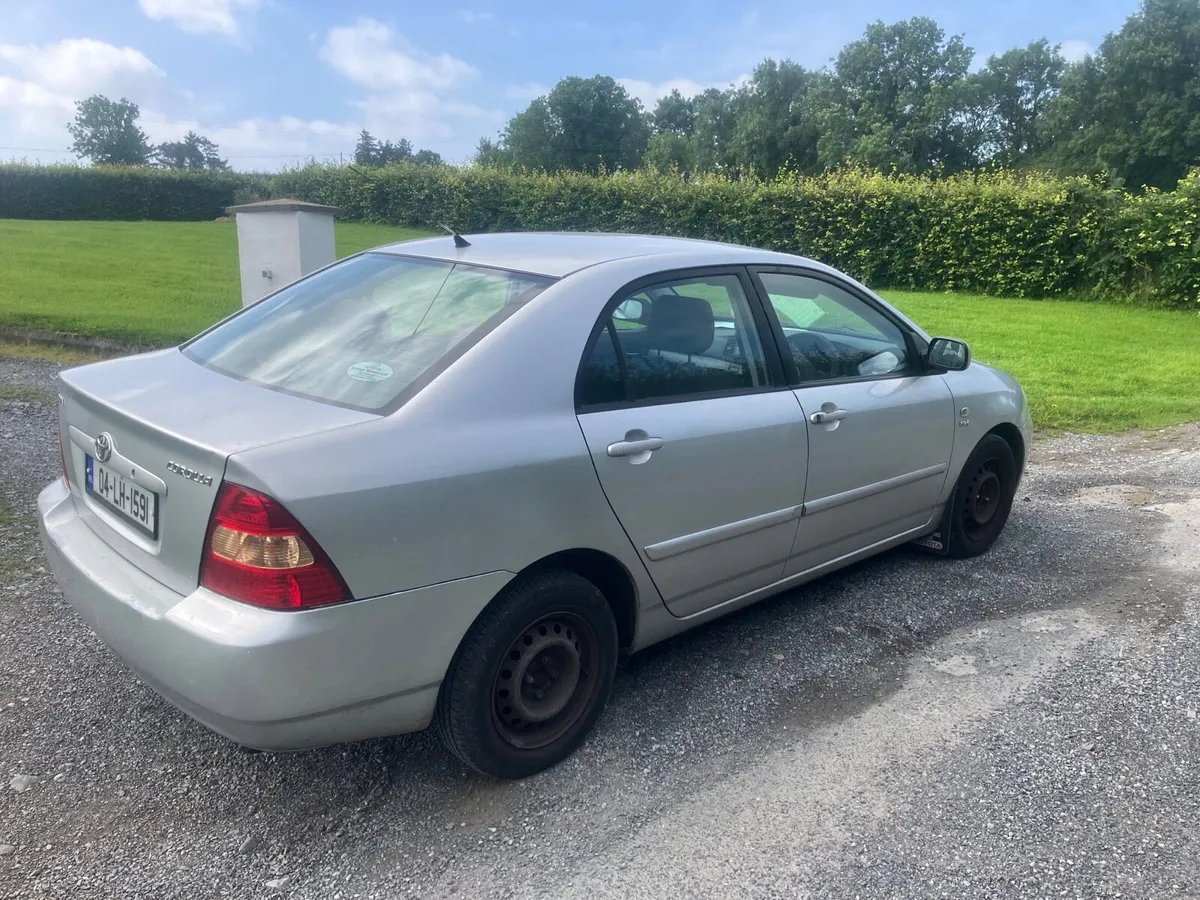 Toyota Corolla - Image 2