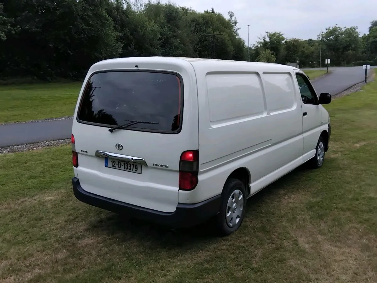 2012 Toyota hiace lwb full test - Image 4