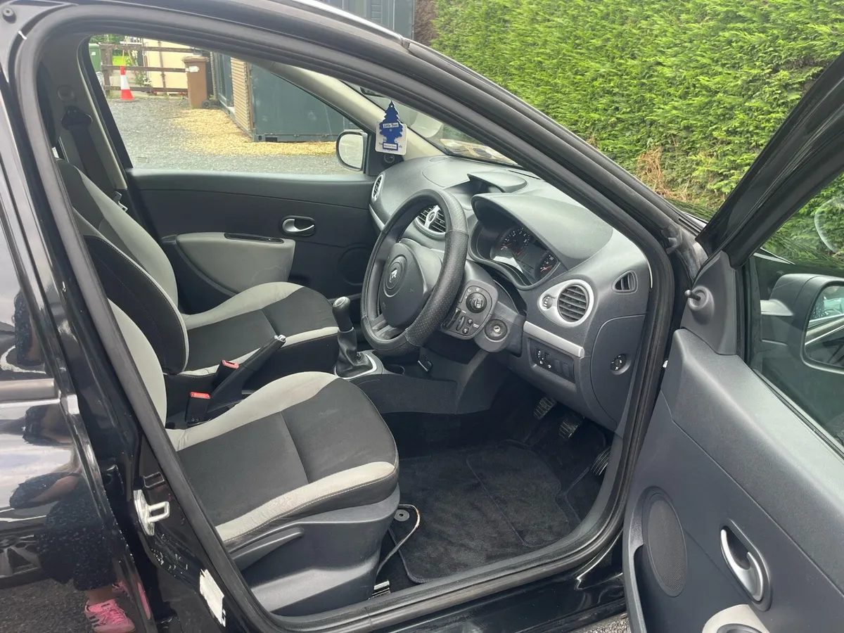 2012 Renault Clio - Low Milage - Image 4