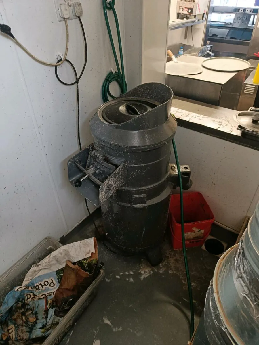 Potato peeler