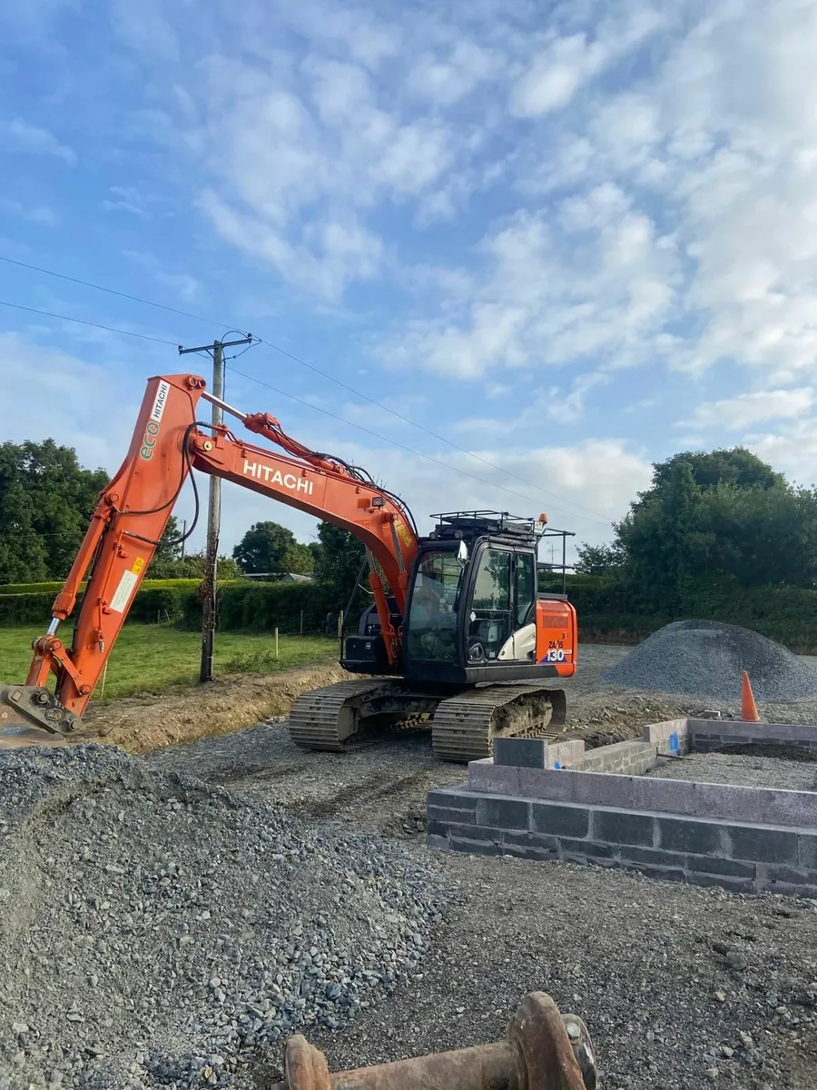 HITACHI ZAXIS 130-6 - Image 4