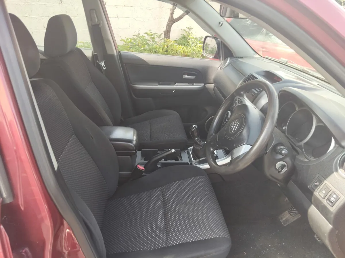 Suzuki grand vitara - Image 4