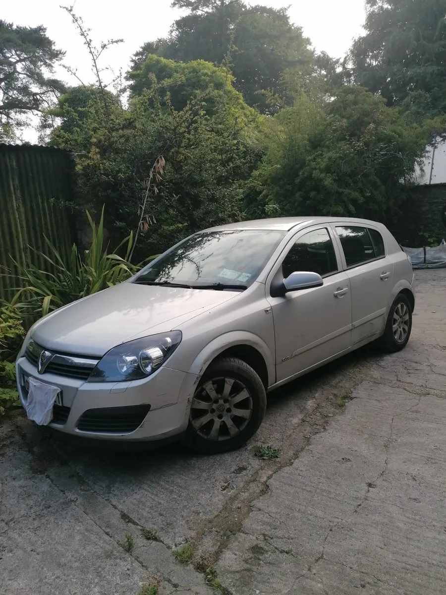 Wanted automatic Astra Hatchbackor similar