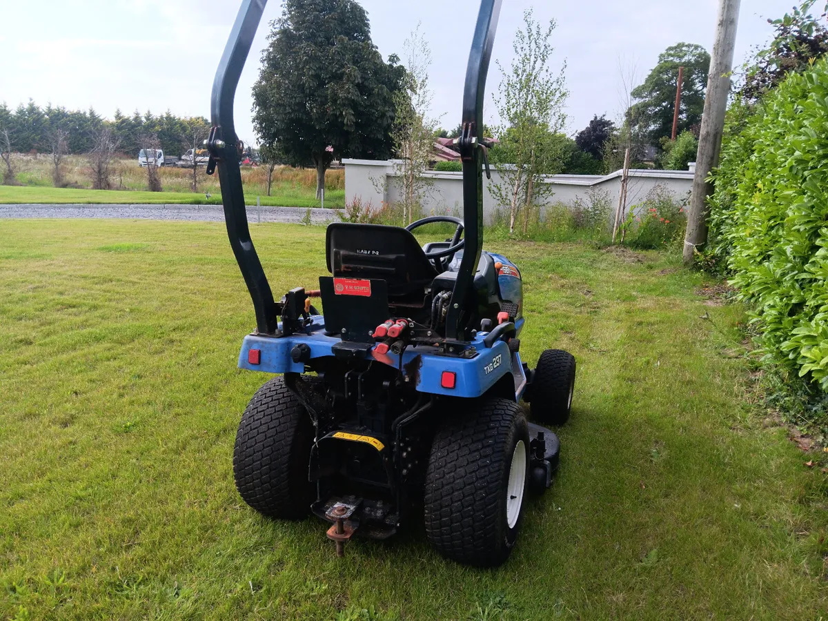 ISEKI MOWER - Image 3