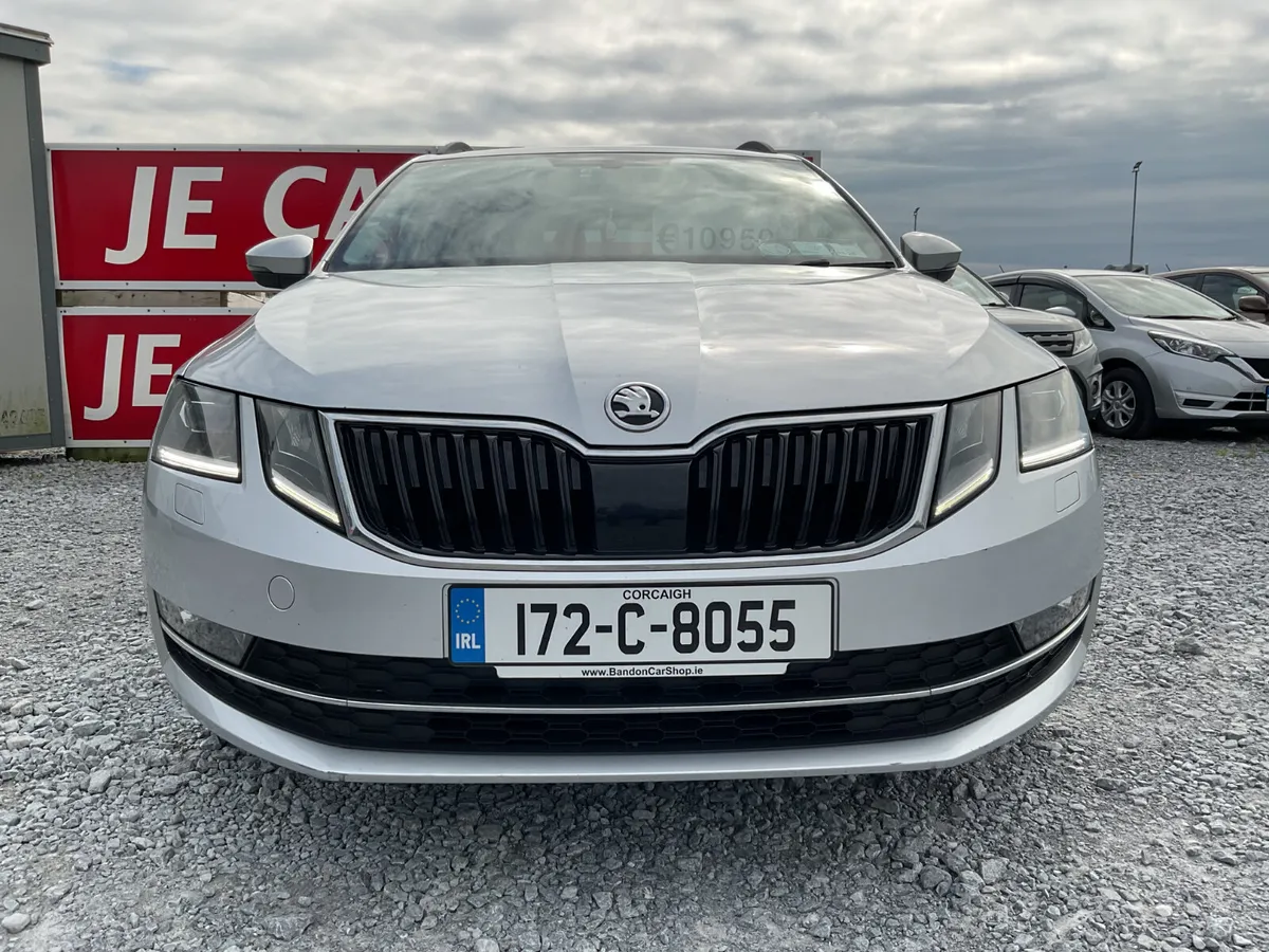 SKODA OCTAVIA ESTATE 1.6 TDI STYLE TAXED NCT - Image 3