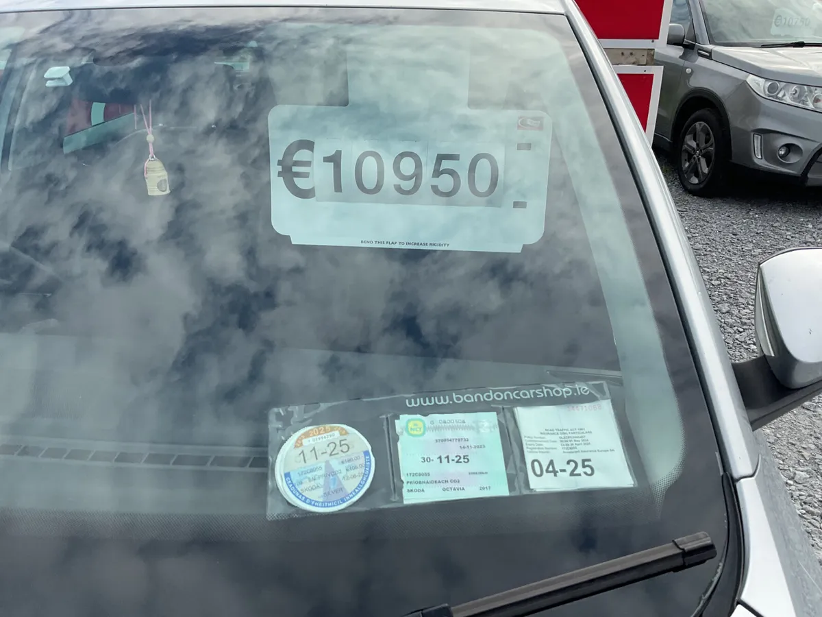 SKODA OCTAVIA ESTATE 1.6 TDI STYLE TAXED NCT - Image 4