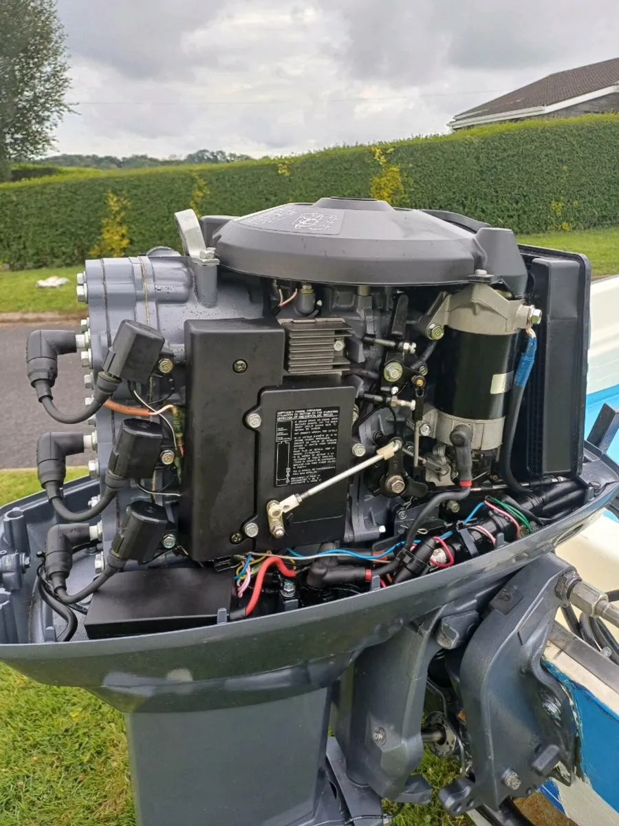 50hp 2 stroke yamaha outboard LS. - Image 2