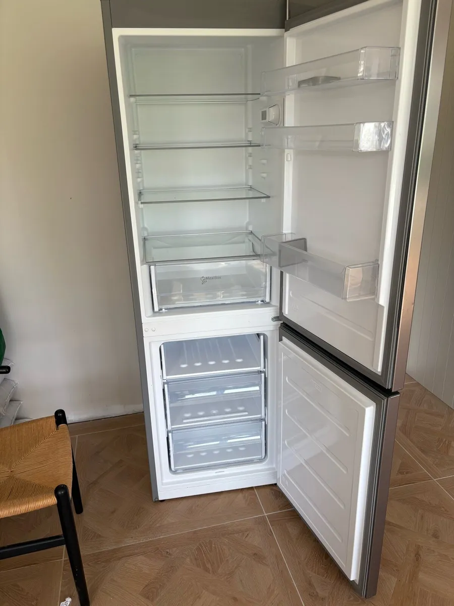 Whirlpool fridge freezer, 339L, A+ - Image 2