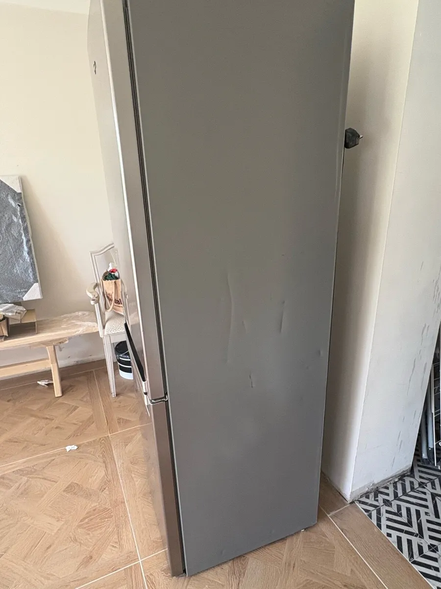 Whirlpool fridge freezer, 339L, A+ - Image 4
