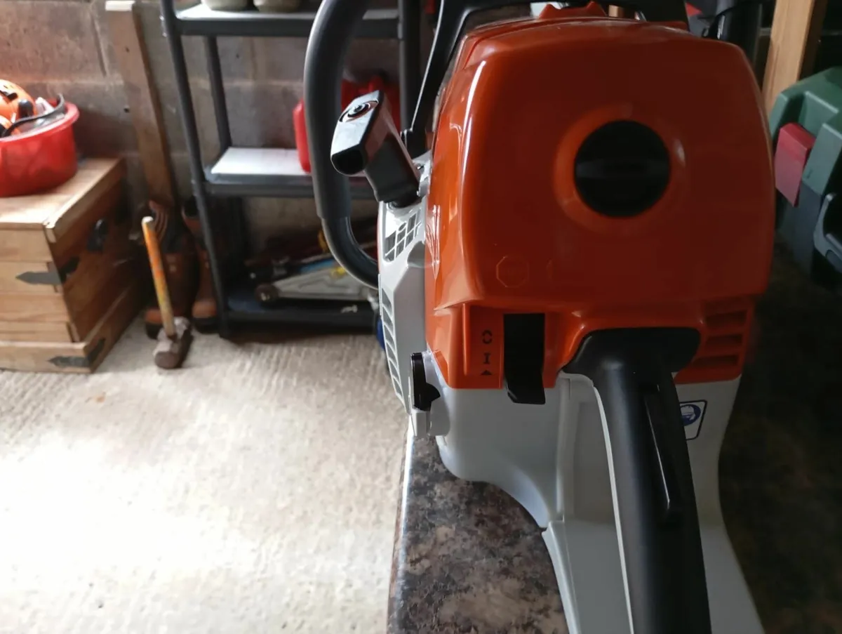 Stihl 661 chainsaw - Image 2