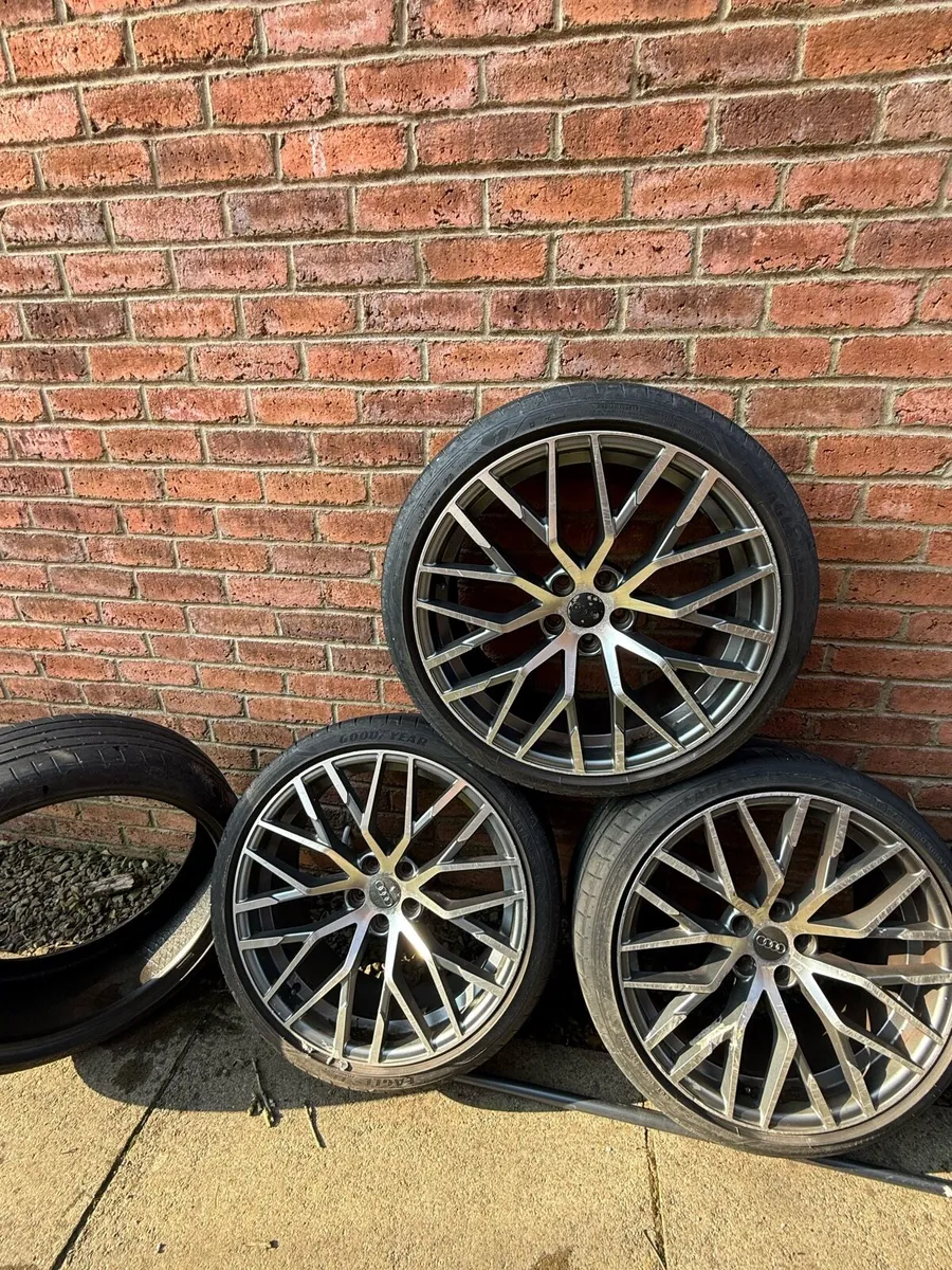 Audi R20 wheels tyres - Image 1