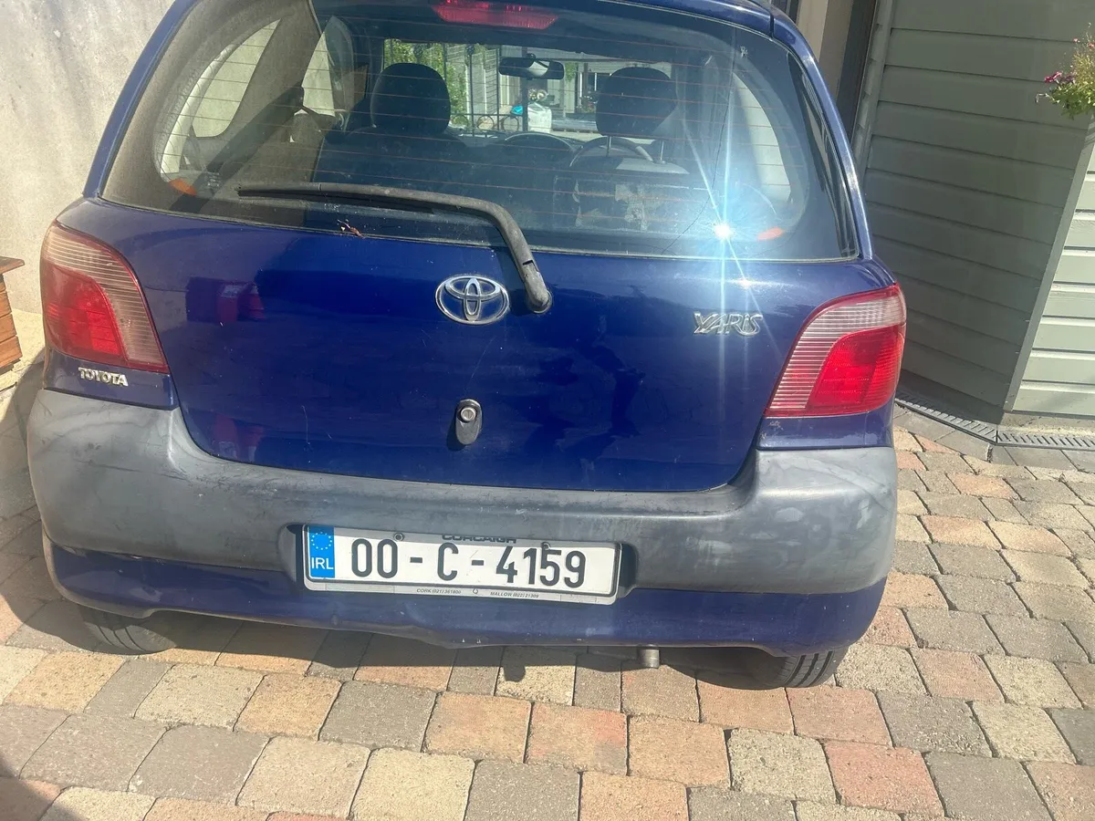 00 Toyota Yaris  3 door 1ltr also 01 Corolla 3 dr - Image 4