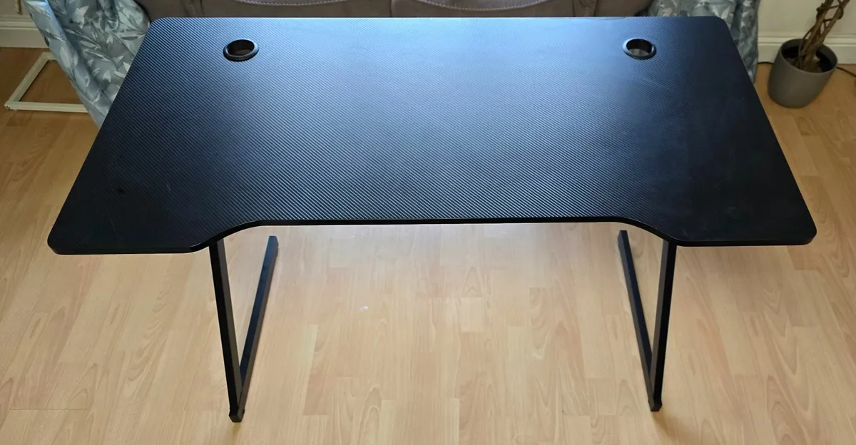 Desks (Office, study, gaming) - Image 1